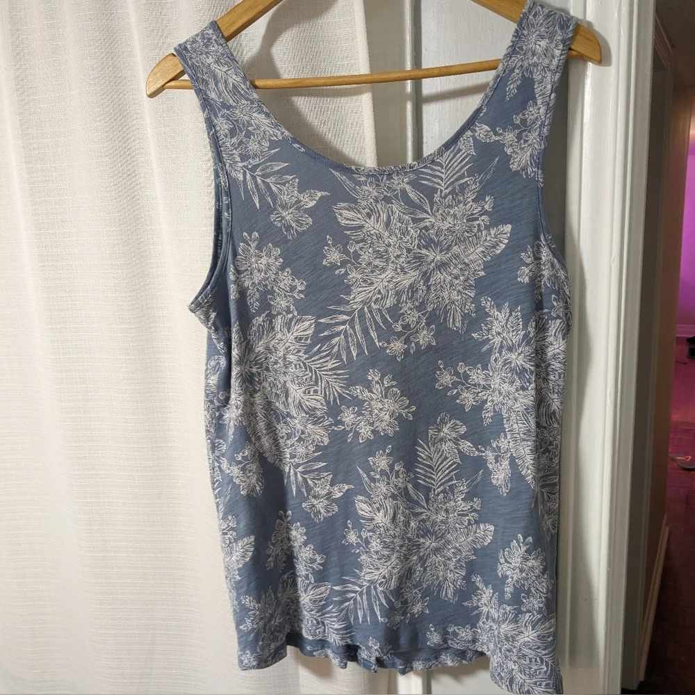 Old Navy Floral Tank - Picture 2 of 5